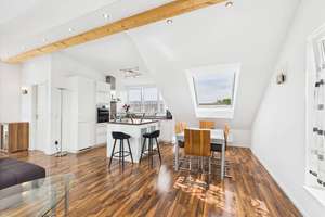 Helle 3-Zimmer-Dachgeschosswohnung mit Süd-Loggia in München-Allach – Die vollständige Adresse der Immobilie erhältst du vom Anbieter., 80997 Allach, München – Vorschaubild 7