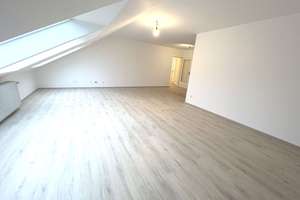 Ruhige, Sanierte, Helle 2,5-Zimmer WHG mit Tageslichtwannenbad, Einbauküche (o. E-Geräte) u. Garten – Heckinghauser Strasse 223, 42289 Heckinghausen, Wuppertal – Vorschaubild 2