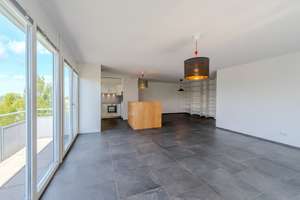 ***Helle 4,5-Zimmer-Wohnung mit Terrasse, Balkon und Traumblick im beliebten Degerloch*** – Die vollständige Adresse der Immobilie erhältst du vom Anbieter., 70597 Degerloch (Ortsteil), Stuttgart – Vorschaubild 9