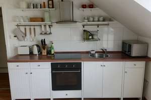 Lebendiges Wohnen: 2-Zimmer-Dachgeschosswohnung in Duisburg – Die vollständige Adresse der Immobilie erhältst du vom Anbieter., 47057 Neudorf-Nord, Duisburg – Vorschaubild 3