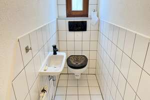 Sympathisches und familienfreundliches Wohnhaus mit viel Flexibilität – Die vollständige Adresse der Immobilie erhältst du vom Anbieter., 72762 Reutlingen-Mitte, Reutlingen – Vorschaubild 10