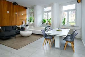 Exklusive 9-Zimmer-Wohnung im begehrten Stuttgart-Ost – Wohnen oder Investieren auf höchstem Niveau