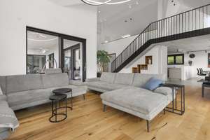 Architektur trifft Natur – Exklusive Designvilla auf rund 9.000 m² Grundstück – Die vollständige Adresse der Immobilie erhältst du vom Anbieter., 73547 Lorch – Vorschaubild 7