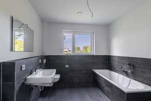 Exklusive 4-Zimmer-Wohnung mit Terrasse und eigenem Gartenanteil! – Gelnhäuser Straße 66, 63505 Main-Kinzig-Kreis – Vorschaubild 6