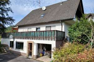 Sonniges 3-Familienhaus mit Garage in Windeck - PROVISIONSFREI! – Im Dall 12, 51570 Windeck – Vorschaubild 1