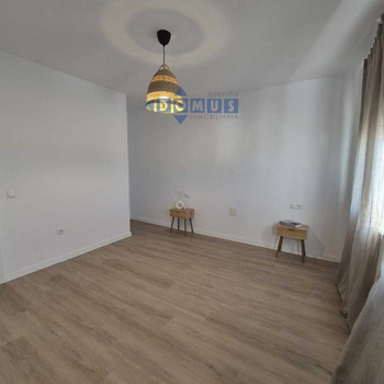 Schöne Wohnung, nur einen Steinwurf vom Zentrum entfernt und komplett renoviert