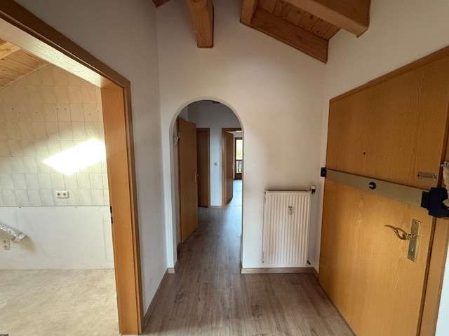 Immobilie in Anger - Großzügige und gemütliche Dachgeschosswohnung in ländlicher Wohnlage! - Bild 9