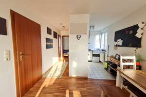 Helle Zimmer, 2 Balkone, EBK, neue Fenster & Stellplatz – Die vollständige Adresse der Immobilie erhältst du vom Anbieter., 39120 Hopfengarten, Magdeburg – Vorschaubild 8