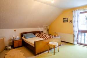 Gepflegtes Einfamilienhaus mit Kamin, Sauna & Garten in Suhl-Neundorf – Die vollständige Adresse der Immobilie erhältst du vom Anbieter., 98527 Neundorf, Suhl – Vorschaubild 31