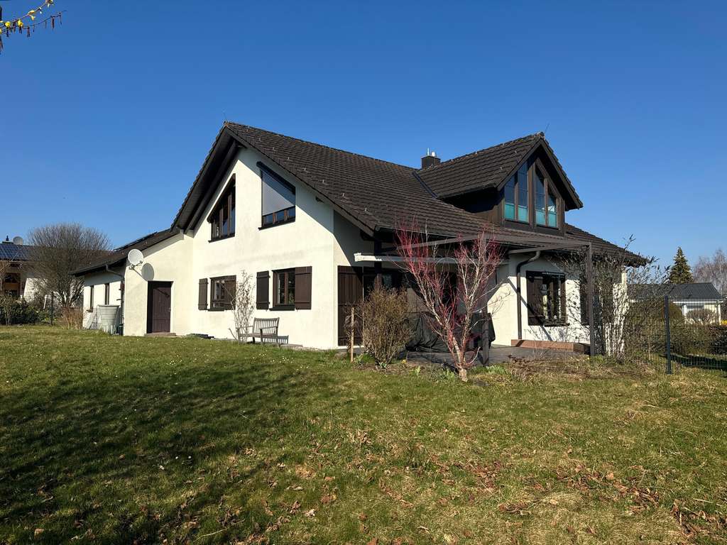 Immobilie in Königsfeld im Schwarzwald - Großzügiges 6-Zimmer EFH in Königsfeld im Schwarzwald - Bild 0