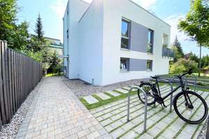 Einziehen und wohlfühlen! Hochwertige 4-Zimmer-Wohnung mit viel Sonne! – Die vollständige Adresse der Immobilie erhältst du vom Anbieter., 22143 Rahlstedt, Hamburg – Vorschaubild 10