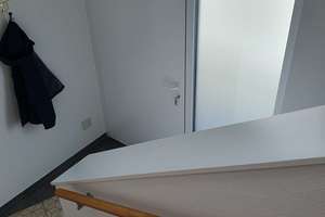 Exklusive 2-Zimmer Dachgeschosswohnung mit Einbauküche (Nähe S-/U-Bahn Feldmoching) – Die vollständige Adresse der Immobilie erhältst du vom Anbieter., 80995 Feldmoching, München – Vorschaubild 19