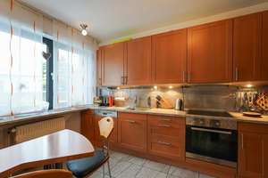 Reiheneckhaus mit Traumgarten, 5 Zimmer & Garage in ruhiger Düsseldorfer Lage – Die vollständige Adresse der Immobilie erhältst du vom Anbieter., 40489 Angermund, Düsseldorf – Vorschaubild 9