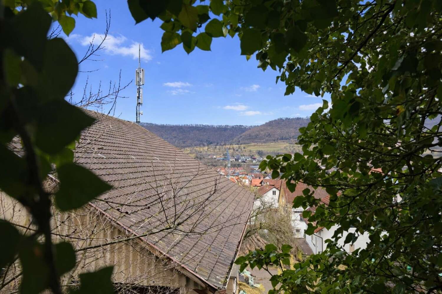 Dornröschenschloss freut sich auf Handwerkerhände!, Göppingen Kreis – Bild 1