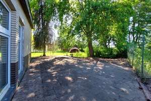 Außergewöhnliches Einfamilienhaus im Dornröschenschlaf - Schwimmbad inklusive – Die vollständige Adresse der Immobilie erhältst du vom Anbieter., 31787 Hameln – Vorschaubild 4