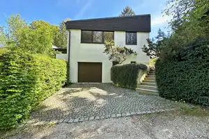 Hier will ich wohnen!!!
Idyllisches Einfamilienhaus am Hofgarten!!! – Landshut – Vorschaubild 3