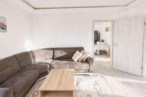 Modernes und saniertes Einfamilienhaus. Einziehen und Wohlfühlen: Ihr neues Zuhause erwartet Sie!* – Die vollständige Adresse der Immobilie erhältst du vom Anbieter., 57562 Herdorf – Vorschaubild 2