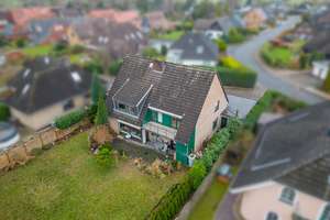 ***Zeitloses Zweifamilienhaus in Oyten: Wohnkomfort mit Kamin, 2 Garagen und mehr – Die vollständige Adresse der Immobilie erhältst du vom Anbieter., 28876 Oyten – Vorschaubild 43