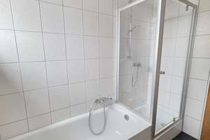 Ruhig gelegene 3-Zi-Wohnung im obersten Geschoss mit EBK, Balkon & Gartennutzung, Garage optional – Die vollständige Adresse der Immobilie erhältst du vom Anbieter., 97082 Steinbachtal, Würzburg – Vorschaubild 8