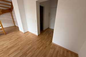 Wohnen über zwei Etagen in Uni-Nähe u.v.m. frei ab sofort – Reichenhainer Straße 43, 9126 Chemnitz – Vorschaubild 3