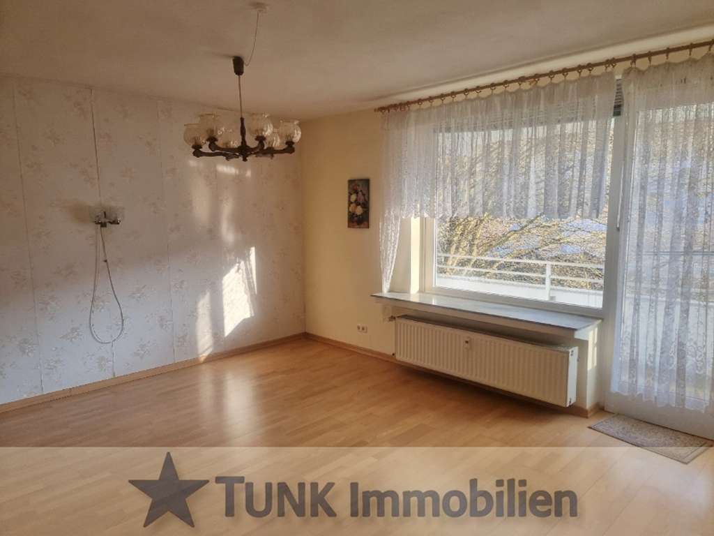 Immobilie in Großkrotzenburg - Helle 3 Zimmer-Eigentumswohnung mit Balkon, in grüner Lage von Großkrotzenburg! - Bild 3