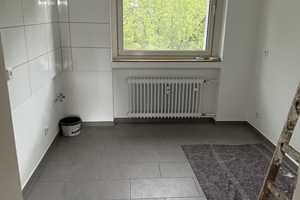 3 Zimmerwohnung mit Balkon in Düsseldorf-Knittkuhl – Am Schultersbusch 5, 40629 Düsseldorf – Vorschaubild 2