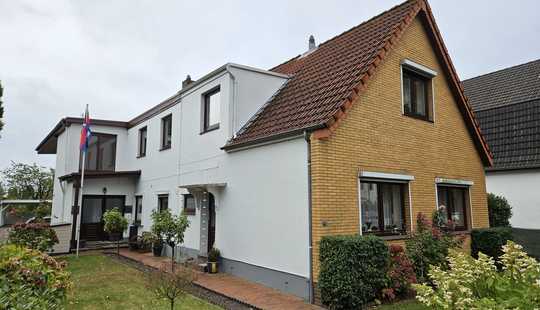 Bild von Gepflegtes Mehrfamilienhaus mit drei Wohneinheiten in Delmenhorst