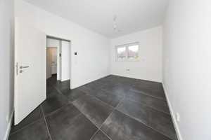 TT bietet an: NEUBAU!  Top-Reihenmittelhaus mit Terrasse, Garten und Carport in schöner und r – Friesland (Kreis) – Vorschaubild 8