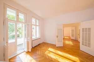 Zwischen Ku'Damm und Mommsen: 6-Zimmer-Altbau mit Balkon EBK u. Aufzug – Wielandstraße 18, 10629 Charlottenburg, Berlin – Vorschaubild 1