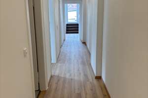 Renovierte Altbauwohnung mit großer Dachterrasse  – Die vollständige Adresse der Immobilie erhältst du vom Anbieter., 90408 Pirckheimerstraße, Nürnberg – Vorschaubild 9