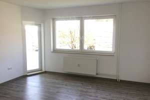 Praktische 2-Raumwohnung mit Balkon zu vermieten. – Am Stadion 41, 33689 Sennestadt, Bielefeld – Vorschaubild 2