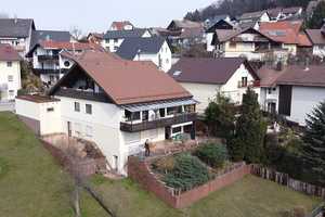 Mehrgenerationenhaus! Sehr gepflegtes und modernes 3 Familienhaus in Bad Herrenalb-Bernbach – Bad Herrenalb, Calw (Kreis), 76332 Calw (Kreis) – Vorschaubild 2