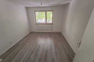 Sehr schöne komplett sanierte 3 Zimmer Wohnung mit Balkon in Gelsenkirchen zu vermieten – Grimmstraße 22, 45883 Gelsenkirchen – Vorschaubild 8