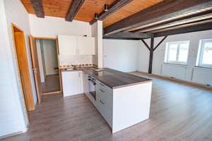 Gemütliche 2-Zimmer Dachgeschosswohnung in zentraler Stadtlage von Isny – Die vollständige Adresse der Immobilie erhältst du vom Anbieter., 88316 Isny im Allgäu – Vorschaubild 8