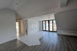 Superhelles Wohnzimmer! Wohnung für Paare oder Singles! – Hubertusstr. 144, 47798 Stadtmitte, Krefeld – Vorschaubild 3