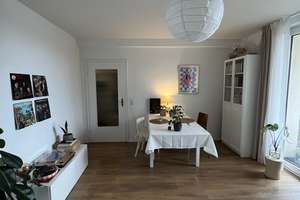 Helle 2-Zimmer-Wohnung mit Balkon in bester Lage  – Die vollständige Adresse der Immobilie erhältst du vom Anbieter., 40223 Bilk, Düsseldorf – Vorschaubild 2