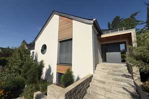 Kernsaniertes Traumhaus in ruhiger Lage mit Doppelgarage und Gartenidylle – Lahn-Dill-Kreis – Vorschaubild 1