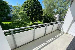 *Tageslichtbad*Balkon*Aufzug*Erstbezug nach Kernsanierung*