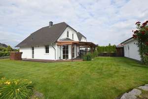 Moderne, sonnige Doppelhaushälfte mit Wintergarten + Garage... – Die vollständige Adresse der Immobilie erhältst du vom Anbieter., 38471 Rühen – Vorschaubild 2