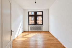 VIEL RAUM AUF 5 ZIMMERN - Ideal für WG oder Familie – 68169 Neckarstadt-West, Mannheim – Vorschaubild 4