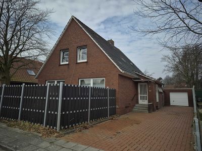 ***Einfamilienhaus mit Garage auf 741 m² Grundstück in Norden***PROVISIONSFREI