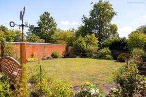 Viel Platz, zwei Gartenbereiche und Garage – gepflegtes Reihenendhaus in Bremen-Blockdiek – Die vollständige Adresse der Immobilie erhältst du vom Anbieter., 28237 Blockdiek, Bremen – Vorschaubild 16