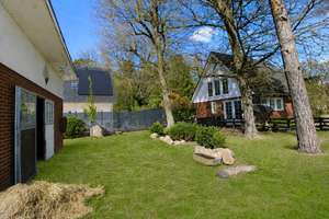 Seltenes Fundstück: Modernes EFH mit einer Oase für Natur- & Tierliebhaber inklusive Gästehaus – Die vollständige Adresse der Immobilie erhältst du vom Anbieter., 16348 Wandlitz – Vorschaubild 1