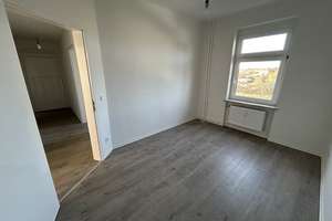 Schnell sein! Frisch renoviert und mit Balkon! – Otto-Richter-Straße 31, 39116 Sudenburg, Magdeburg – Vorschaubild 4
