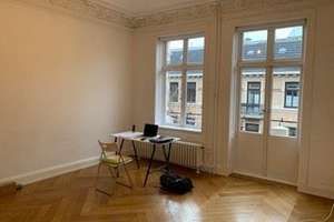 Im Herzen des Grindelviertels: 2-Zi-Altbau in Uninähe – Die vollständige Adresse der Immobilie erhältst du vom Anbieter., 20146 Rotherbaum, Hamburg – Vorschaubild 2