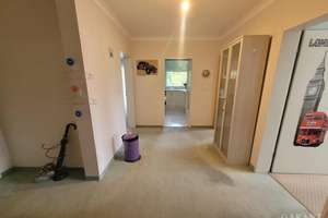 Sonniges und helles 3 Zimmer Juwel direkt am Ostpark - Tiefgaragenstellplatz inklusive - frei ! – Die vollständige Adresse der Immobilie erhältst du vom Anbieter., 81735 Neuperlach, München – Vorschaubild 10