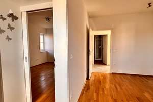 Großes Einfamilienhaus - Baujahr 2006 - mit 1.916 m² Grundstück, Doppelgarage & Homeoffice-Potenzial – Krottenseer Hauptstraße 14, 91284 Neuhaus an der Pegnitz – Vorschaubild 49