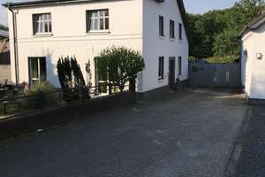 Geräumiges, günstiges 10-Raum-Haus mit gehobener Innenausstattung in Schwalmtal – Die vollständige Adresse der Immobilie erhältst du vom Anbieter., 41366 Schwalmtal – Vorschaubild 34