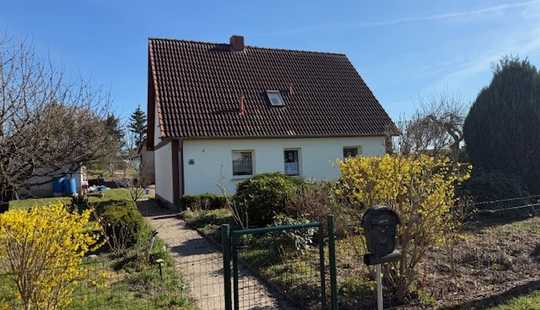 Bild von Gemütliches Einfamilienhaus in idyllischer Dorflage