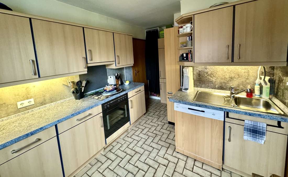 Immobilie in Wesselburen - NEUER PREIS!!! Einfamilienhaus in Zentrumsnähe und ruhiger Wohnlage in Wesselburen! - Bild 0